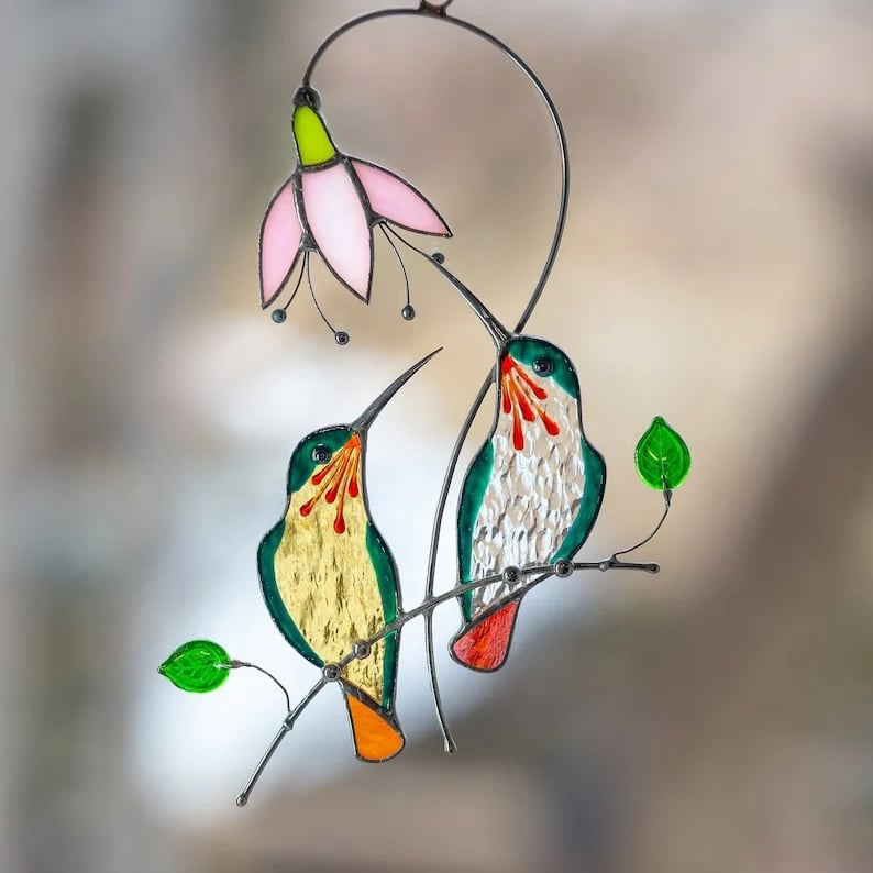 💖Prezent na Dzień Matki – ręcznie robiony, barwiony łapacz słońca w kształcie kolibra