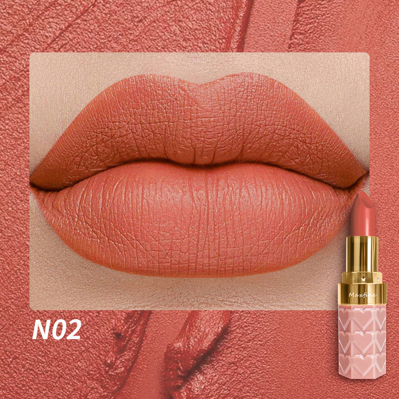 18-color lipstick set with matte non-stick cup that does not fade
