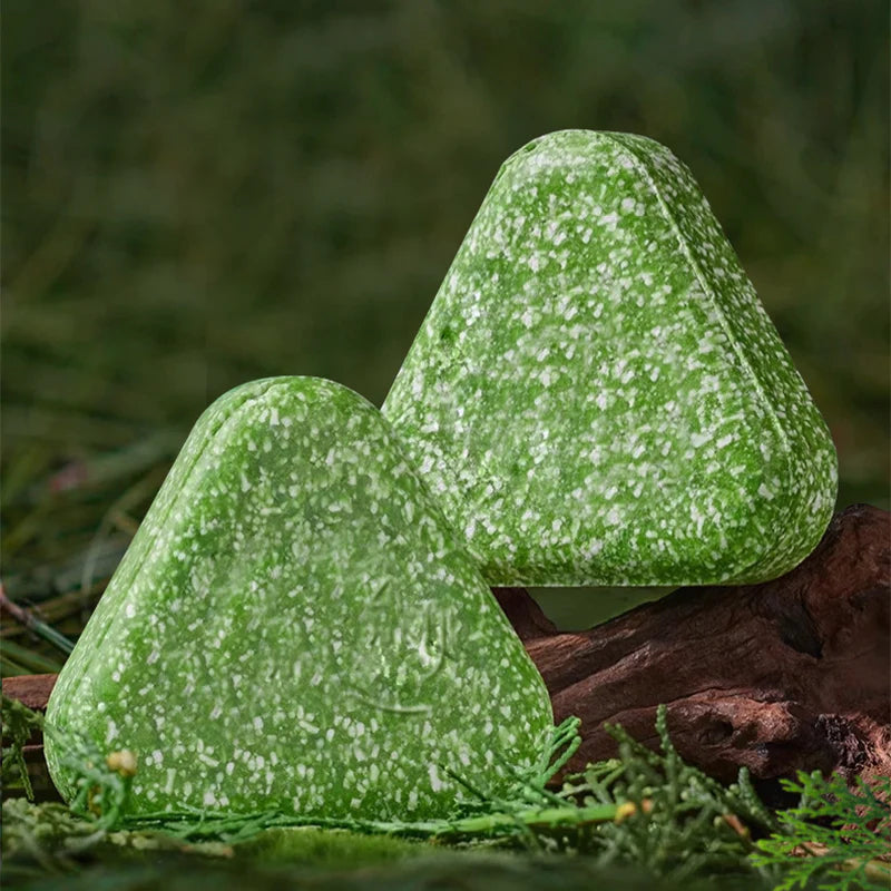 Naturalny szampon w kostce wzmacniający włosy