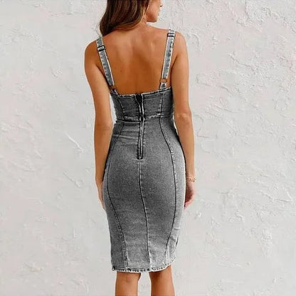 Oprijeta jeans obleka z nastavljivim pasom in U-izrezom