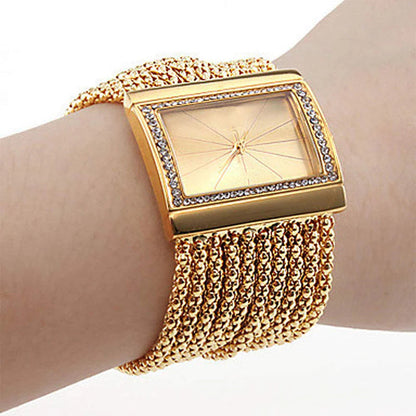 ⌚ ZDAJ 60 % POPUSTA! ✨ Kvarčna ura z okrasnimi kamni in resicami - elegantna in bleščeča, popolno darilo za praznovanja 💎🎁