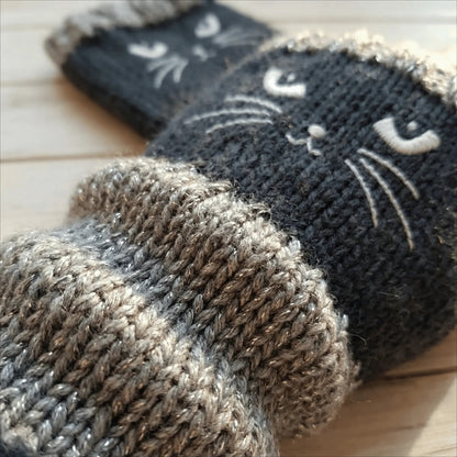 ❄️😻 Rękawiczki bez palców z haftem kota – ciepłe i stylowe na zimę ❄️