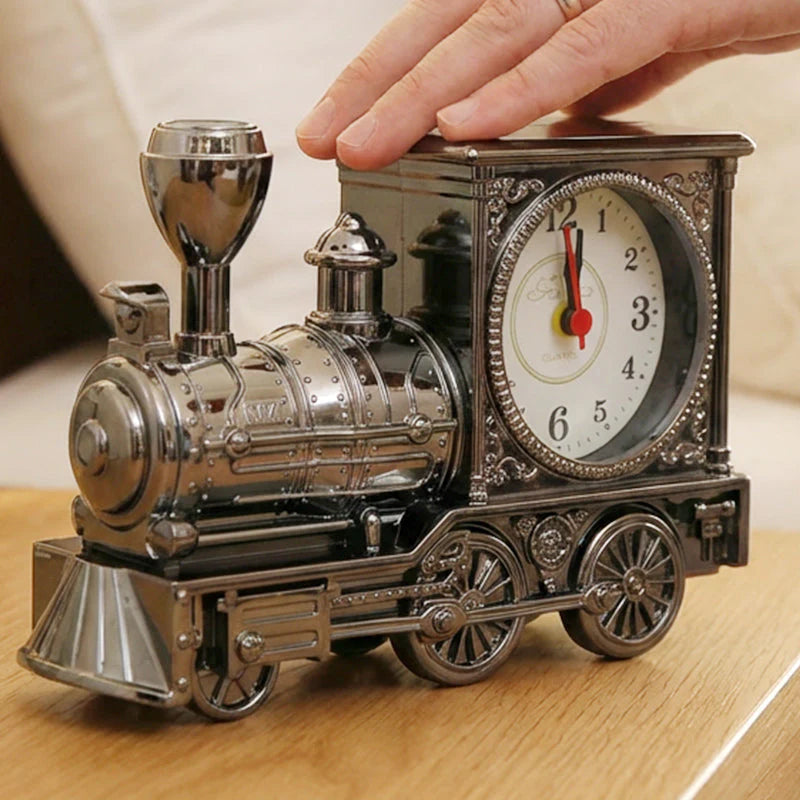 Retro model lokomotive, budilka