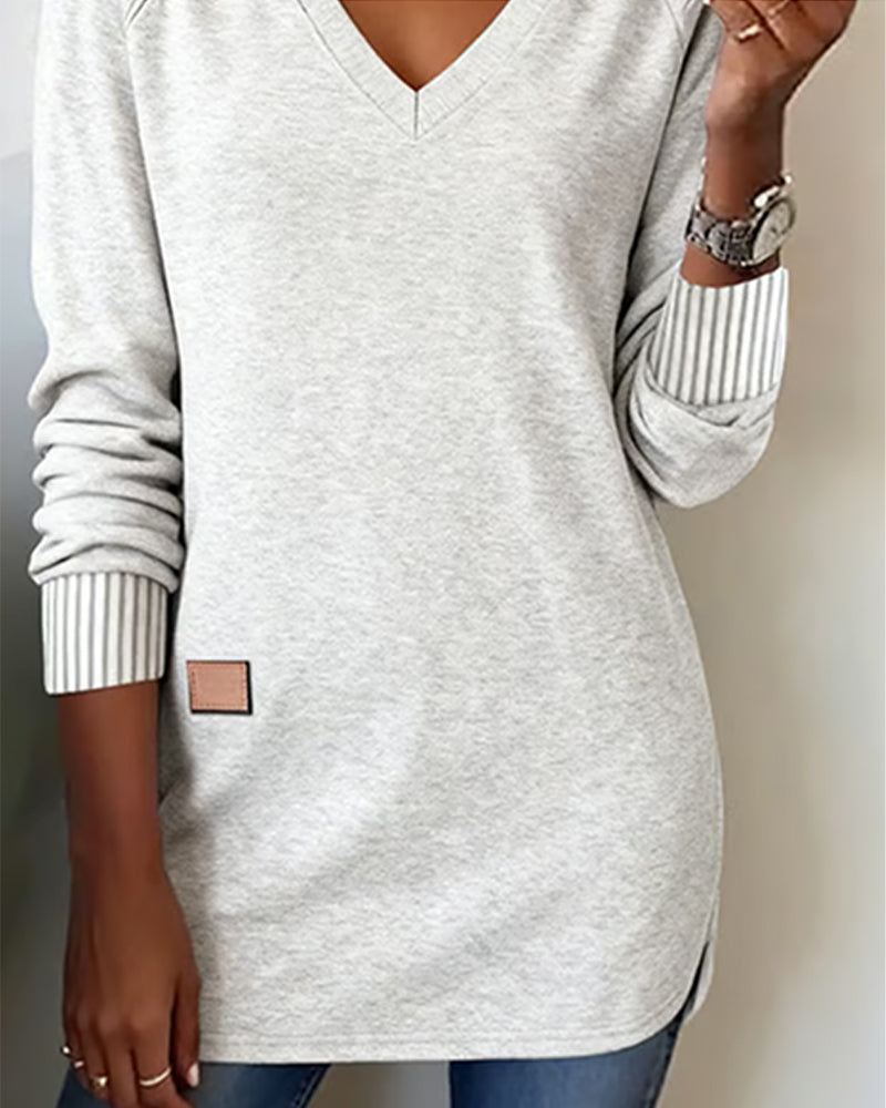 Bluza z kapturem w serek, stylowa