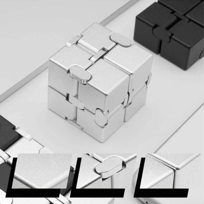 Infinite Cube – Odblokuj nieskończoną zabawę!