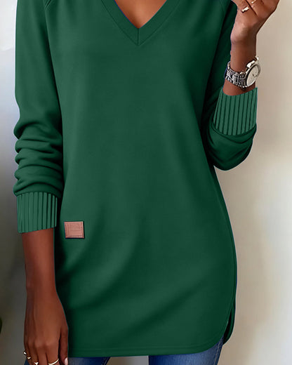 Bluza z kapturem w serek, stylowa