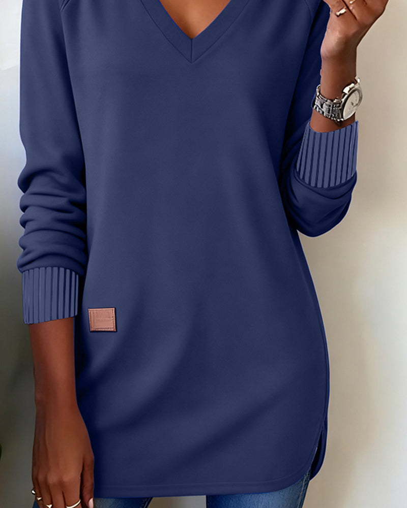 Bluza z kapturem w serek, stylowa