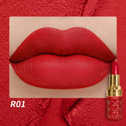 18-color lipstick set with matte non-stick cup that does not fade