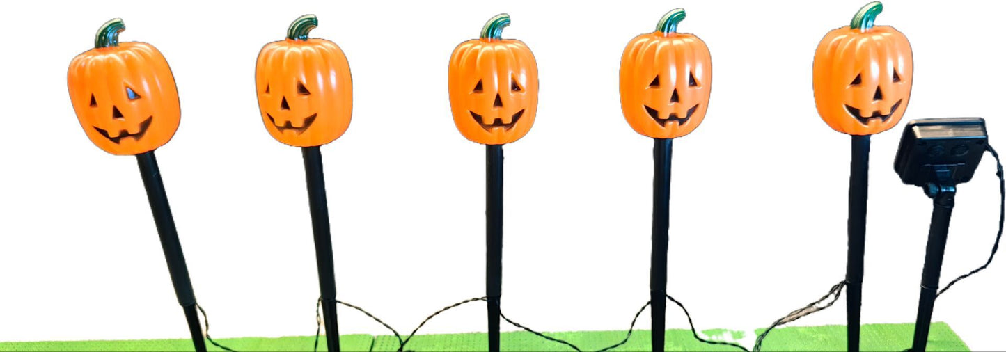 👻🎁6 lampek ogrodowych LED zasilanych energią słoneczną na Halloween