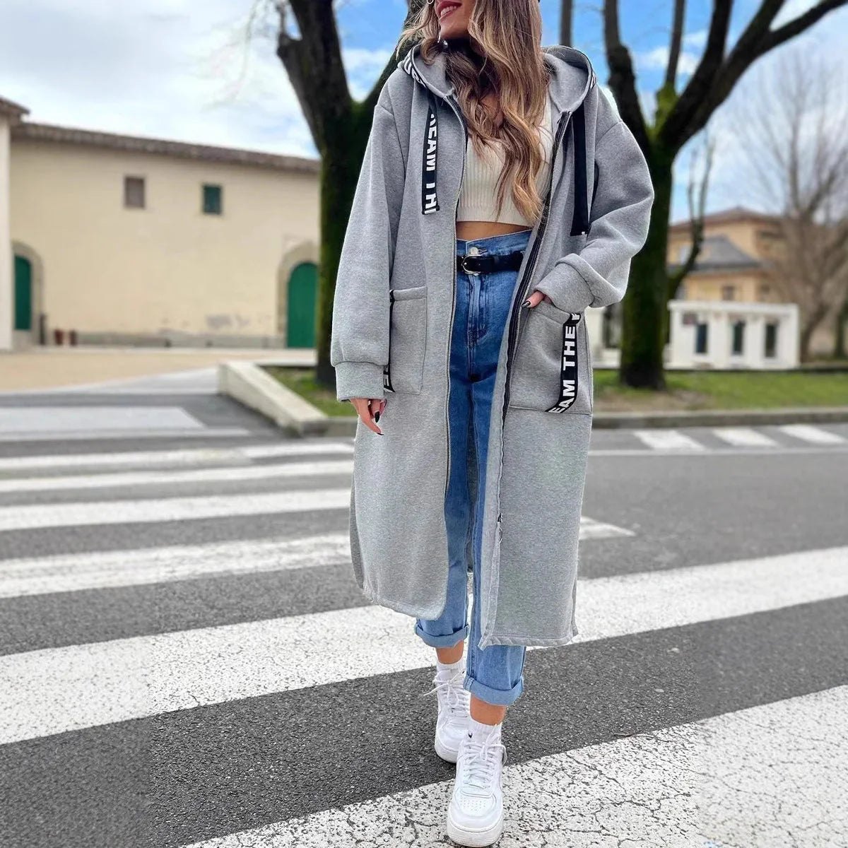 Bluza damska z długim kapturem