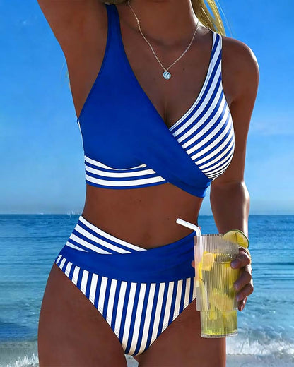 Bikini s križnim črtastim potiskom