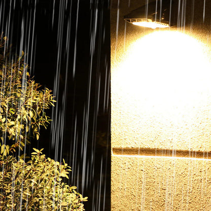🌿 Lampa solarna z klipsem i czujnikiem ruchu – 🔥Kup 2 teraz i otrzymaj 1 gratis! Idealna do ogrodów, balkonów i tarasów! 🏡✨