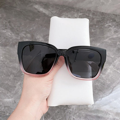 🕶️Elegantna polarizirana sončna očala s pripenjanjem – Zaščita in udobje