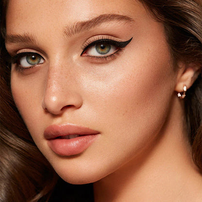 💗Podwójny cień do powiek i eyeliner w pisaku👁️