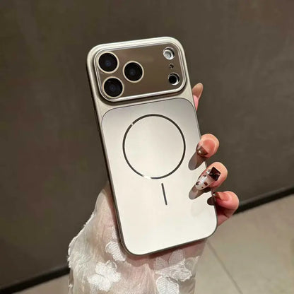 Nowe luksusowe, matowe, metaliczne etui ochronne MagSafe odporne na upadki do serii iPhone