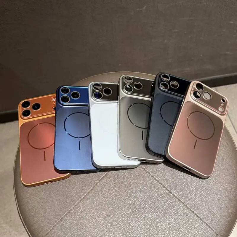 Nowe luksusowe, matowe, metaliczne etui ochronne MagSafe odporne na upadki do serii iPhone