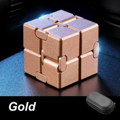 Infinite Cube – Odblokuj nieskończoną zabawę!
