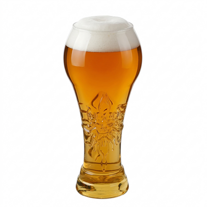 Velik vrček za pivo, okrašen z umetniškim reliefom